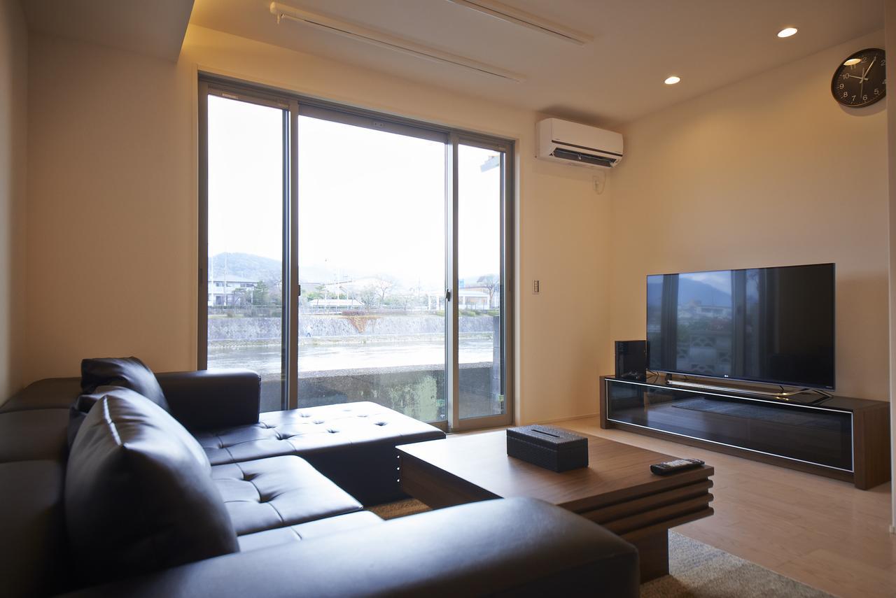 Kyoto River Side Modern House Bagian luar foto